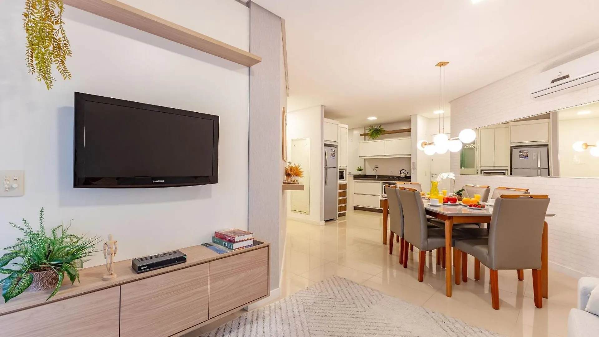 Confortavel Apartamento 70M Da Praia De בומבינאס דירה