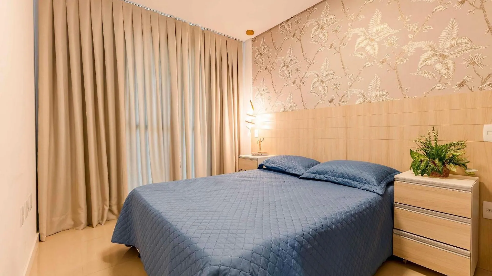 Confortavel Apartamento 70M Da Praia De בומבינאס דירה