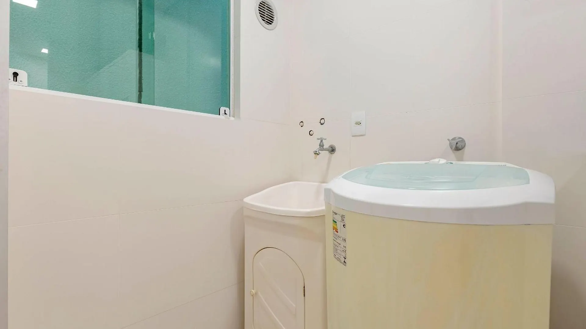דירה Confortavel Apartamento 70M Da Praia De בומבינאס
